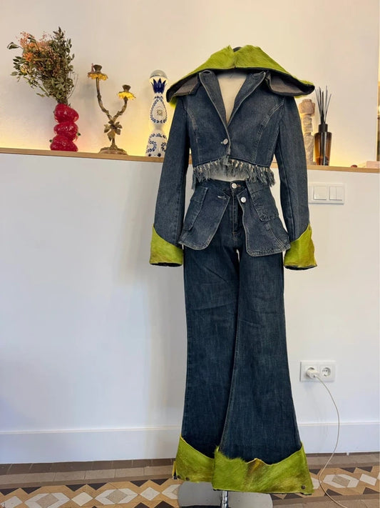 Denim outfit with fur